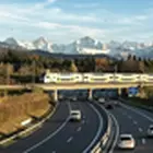 Gebruik van de Zwitserse autosnelweg en aankoop van tolvignet